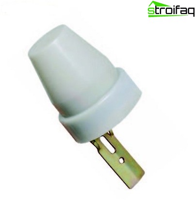 しきい値調整付きフォトセル