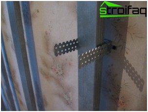 サスペンション付き垂直プロファイル 支持プロファイルのサスペンションへの固定